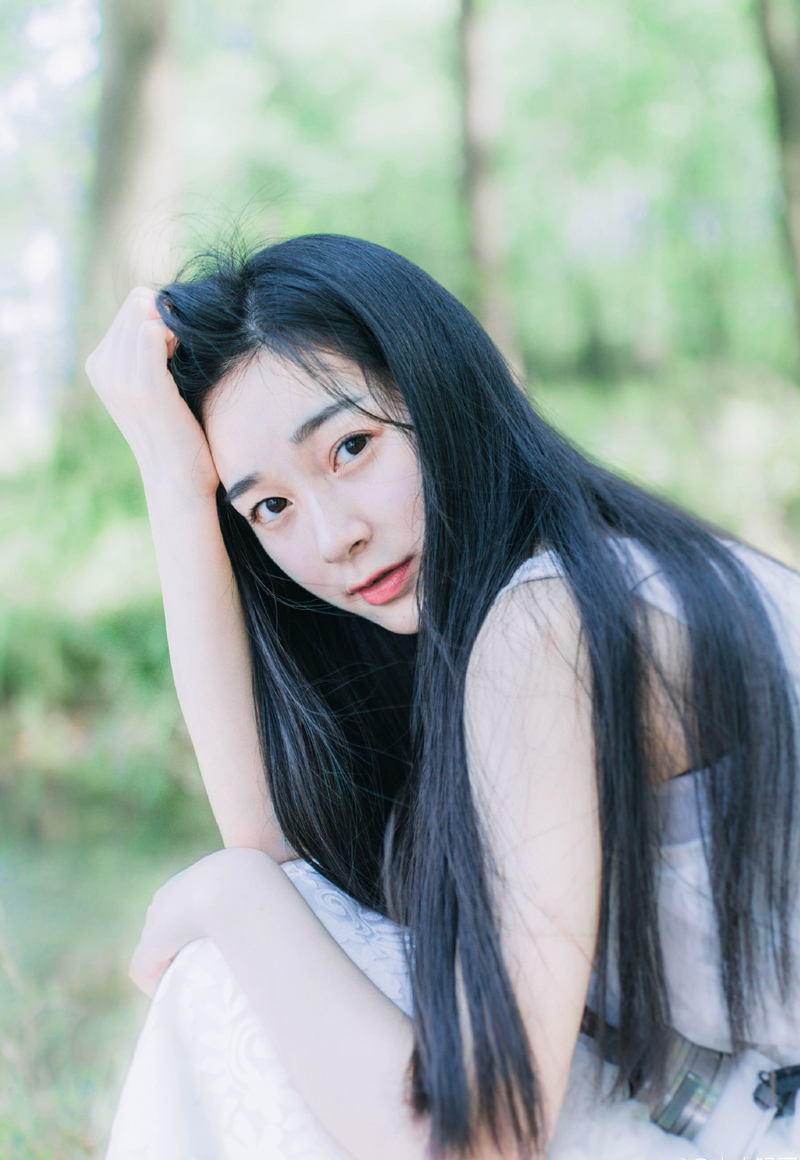 “无妨，只要今日能将关羽留下，再大的损失也是值得的。”庞德对于伤亡并不在意，反正这些都是胡兵，说白了是奴兵，若能以奴兵换来关羽的命，多少都值。